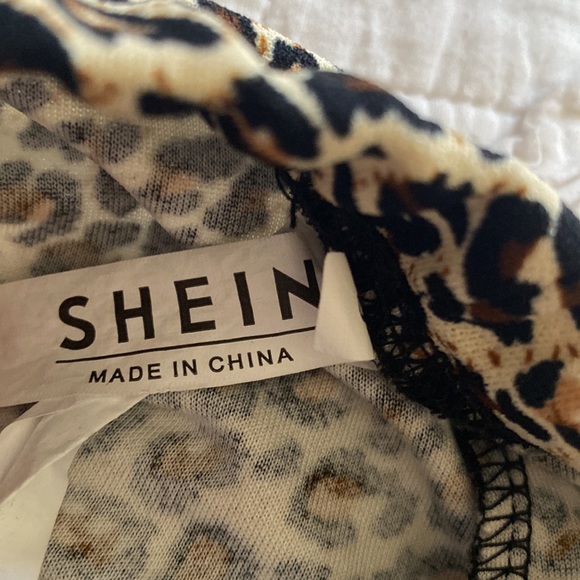 Cheetah print flare pants - Picture 2 of 2